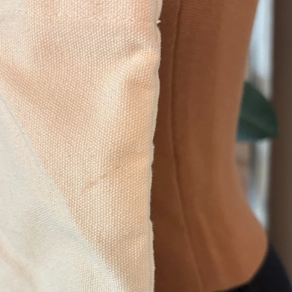 GAP Two-Tone Canvas Tote in Cream and Red - Picture 2 of 7